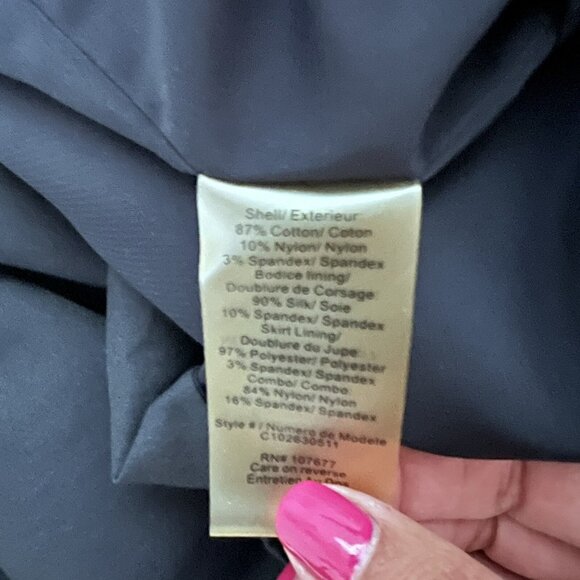 Alice + Olivia size 0 Dress Fit Flare Tiers Layers Dark Blue Strap Sleeves - Picture 8 of 10